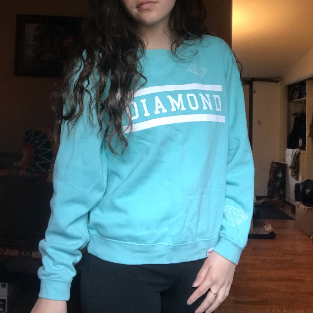 Crew neck diamond sweatshirt